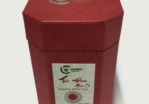 Hộp trà đen hữu cơ bát giác đỏ 100g - Cao Bo Organic Tea